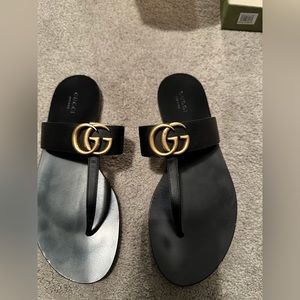 Gucci GG T Strap Sandal